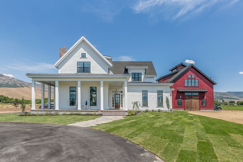 Best Barn Siding Replacement Contractors in Royal Oak, MI